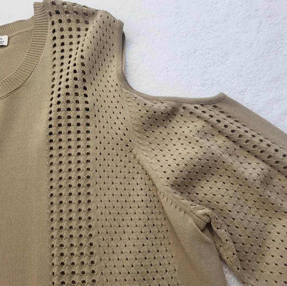 One A Cold Shoulder Long Sleeve Laser Cut Tan Top Women's Size XL - Picture 8 of 10